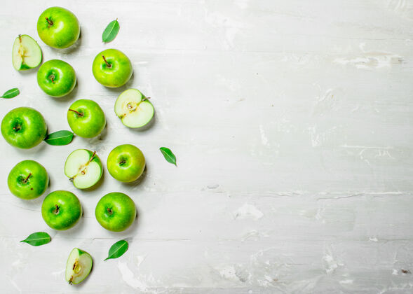 食用新鲜的青苹果有机水果素食