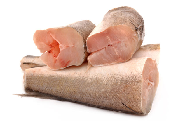 海白色表面上的鳕鱼销售美食市场