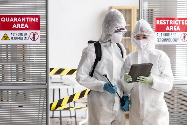 冠状病毒人们在防护设备消毒危险区域传播设备面罩