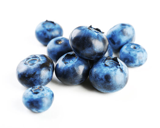 健康新鲜蓝莓隔离在白色营养美味成熟