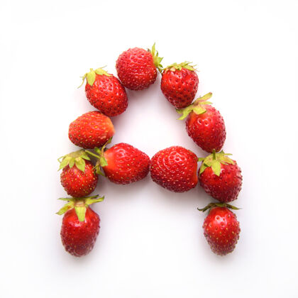 农业白底红鲜草莓英文字母表的字母a甜味健康叶子