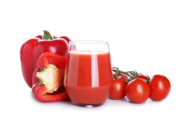 自然一杯健康的冰沙 表面涂上番茄和甜椒番茄水果玻璃