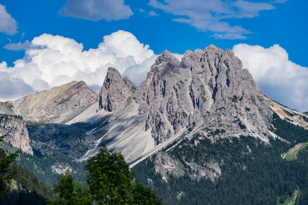 自然意大利阿尔卑斯山风景户外风景白云石