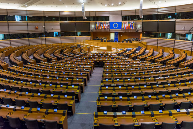 比利时比利时布鲁塞尔 欧洲议会空荡荡的全体会议室会议房间欧盟