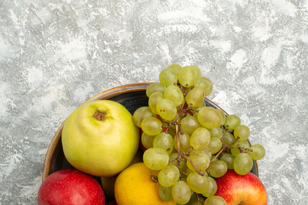 苹果顶视果品成分葡萄和苹果白底果味醇厚成熟新鲜健康视野农产品顶部