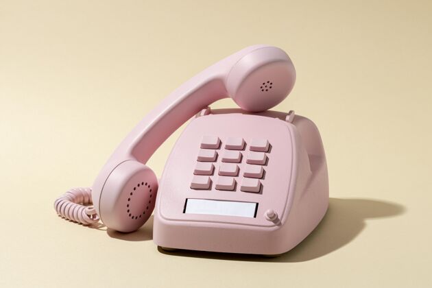 组成复古粉色电话组合对象记忆安排