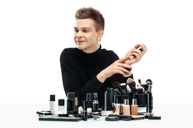 美国专业化妆师用工具隔离在空白处申请工具平等