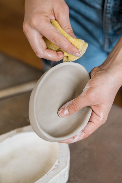 粘土作坊陶瓷元素的构成工作场所陶瓷职业