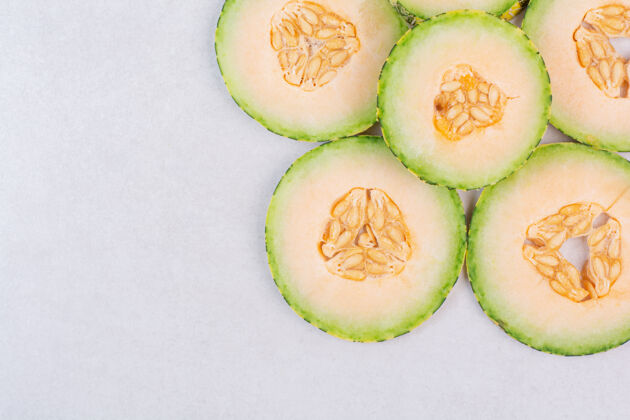 新鲜一片白瓜子种子切片食品