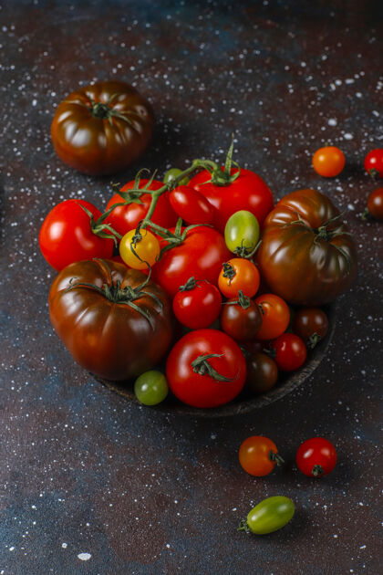 西红柿新鲜的有机西红柿素食蔬菜有机