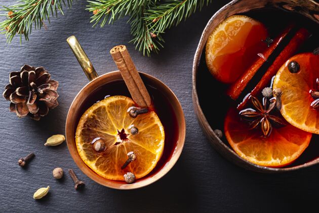 温暖美味的熟酒饮料概念季节橙子美味