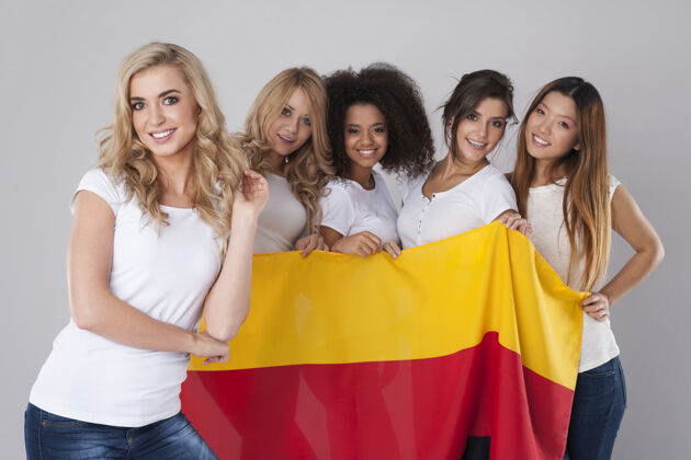 多民族德国女孩是最好的头发国旗非洲民族