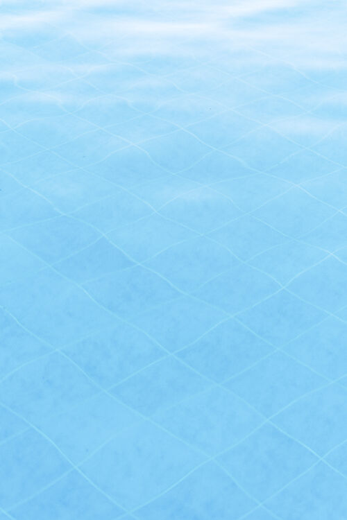厄瓜多尔蓝色游泳池纹理墙设计空间岛屿
